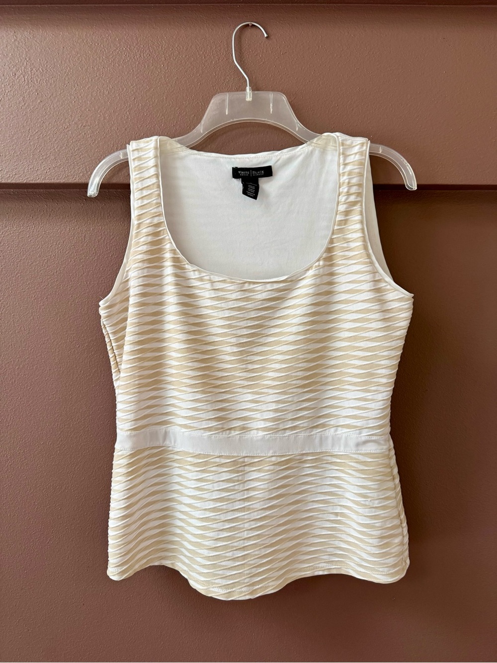 WHBM Top - M
